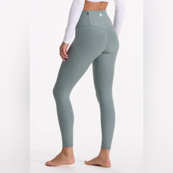 Vuori Clean Elevation Legging, size XS - Picture 3 of 6